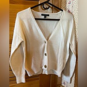 Banana Republic Sz. Petite XS V-neck Button-down Sweater